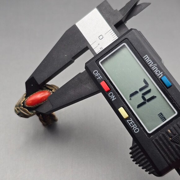 VTG Southwestern Brass & Red Coral Ring Size 8 Leaf Motif Etched Rope Band - Picture 11 of 12